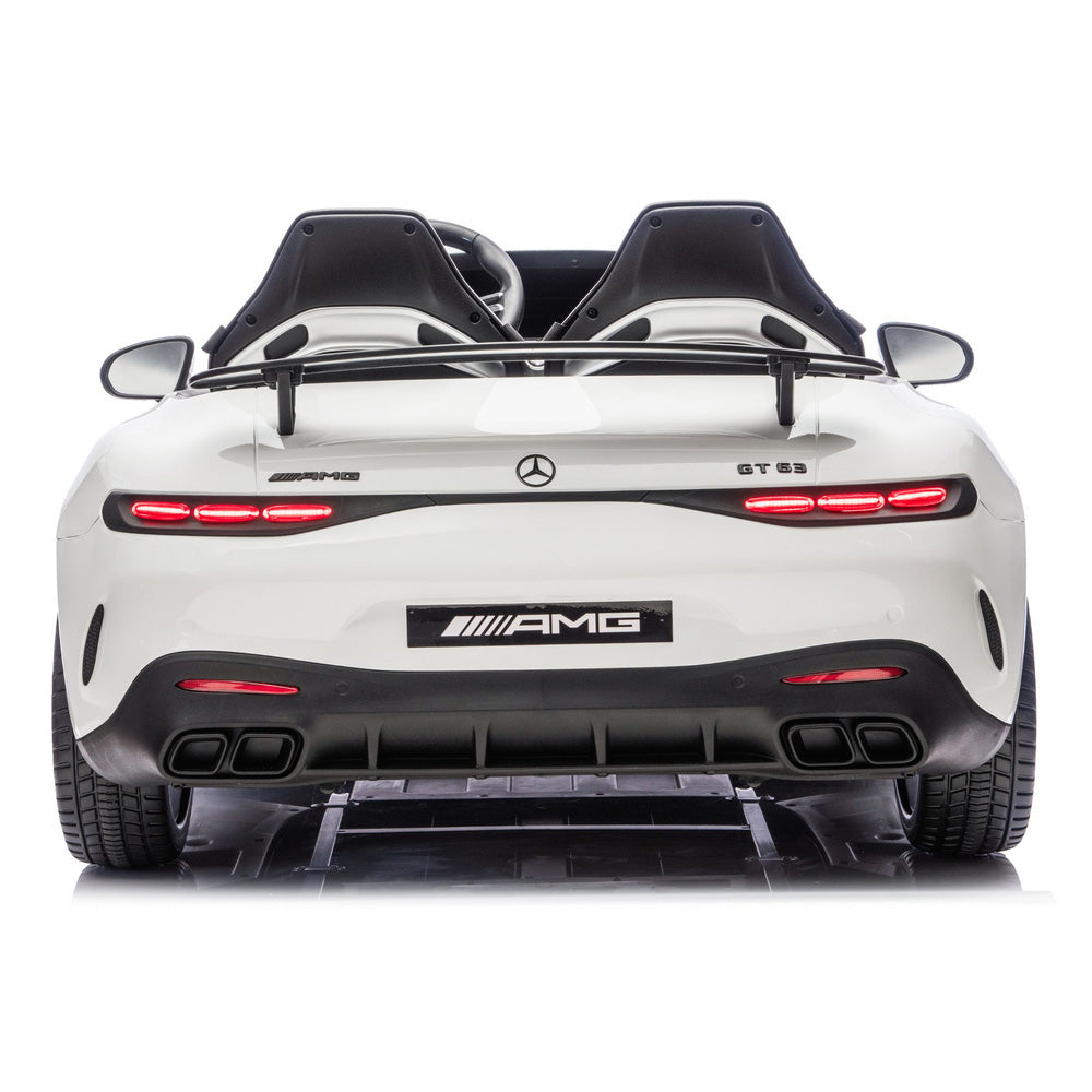 Auto na akumulator Mercedes GT63 AMG - biały