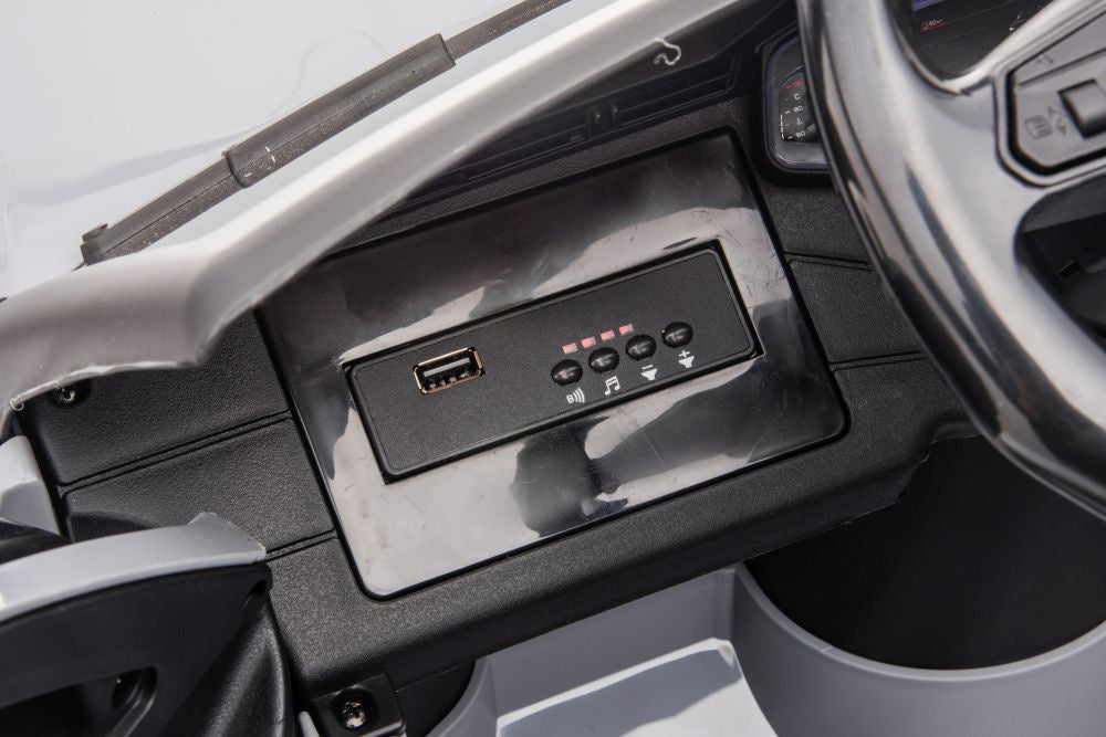 Auto na akumulator Audi RS6 - szary