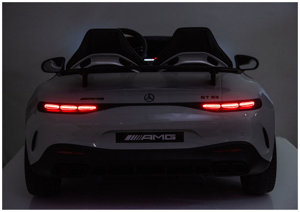 Auto na akumulator Mercedes GT63 AMG - jasnoszary lakierowany