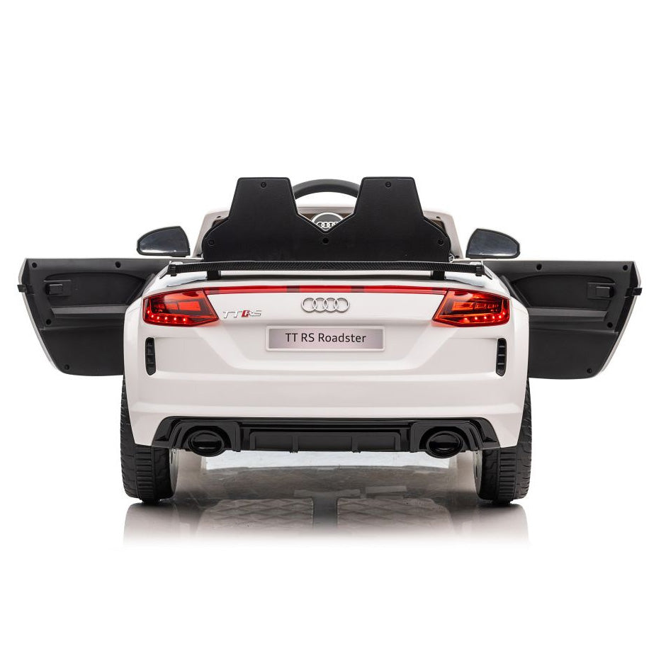 Auto na akumulator Audi RS6 - biały