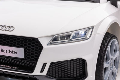 Auto na akumulator Audi RS6 - biały